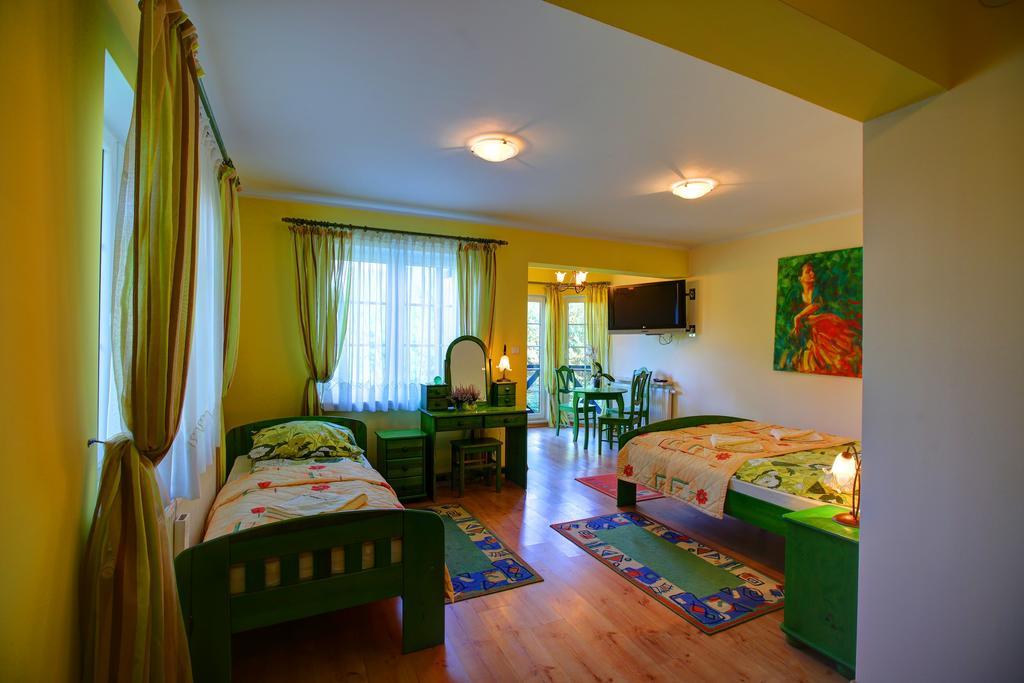 Hotel Osada Dankow Miłomłyn Esterno foto